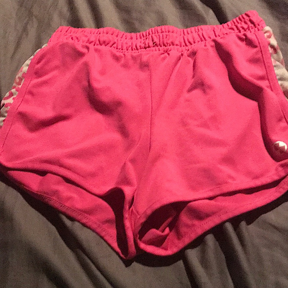 Pink shorts medium 7/8 Leopard print on the side